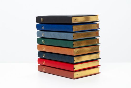 Picture of A5 DIARY HARD COVER DAY PER PAGE 2027