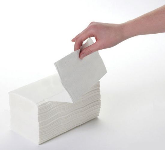 Picture of HAND TOWELS 24X20CM V-FOLD X4000 CLEANIE